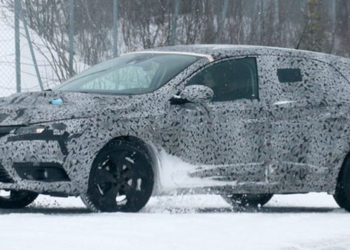 renault-megane-4-casus-cekimler
