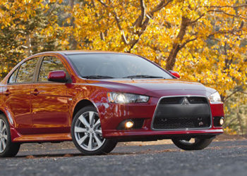 Mitsubishi-Lancer-2013