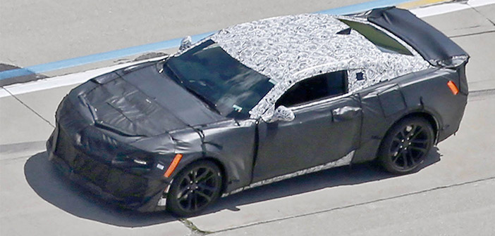 2017-chevrolet-camaro-zl1-kamuflajli