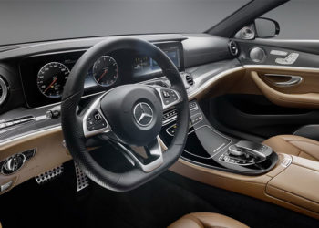 2017-mercedes-e-class-interior-2