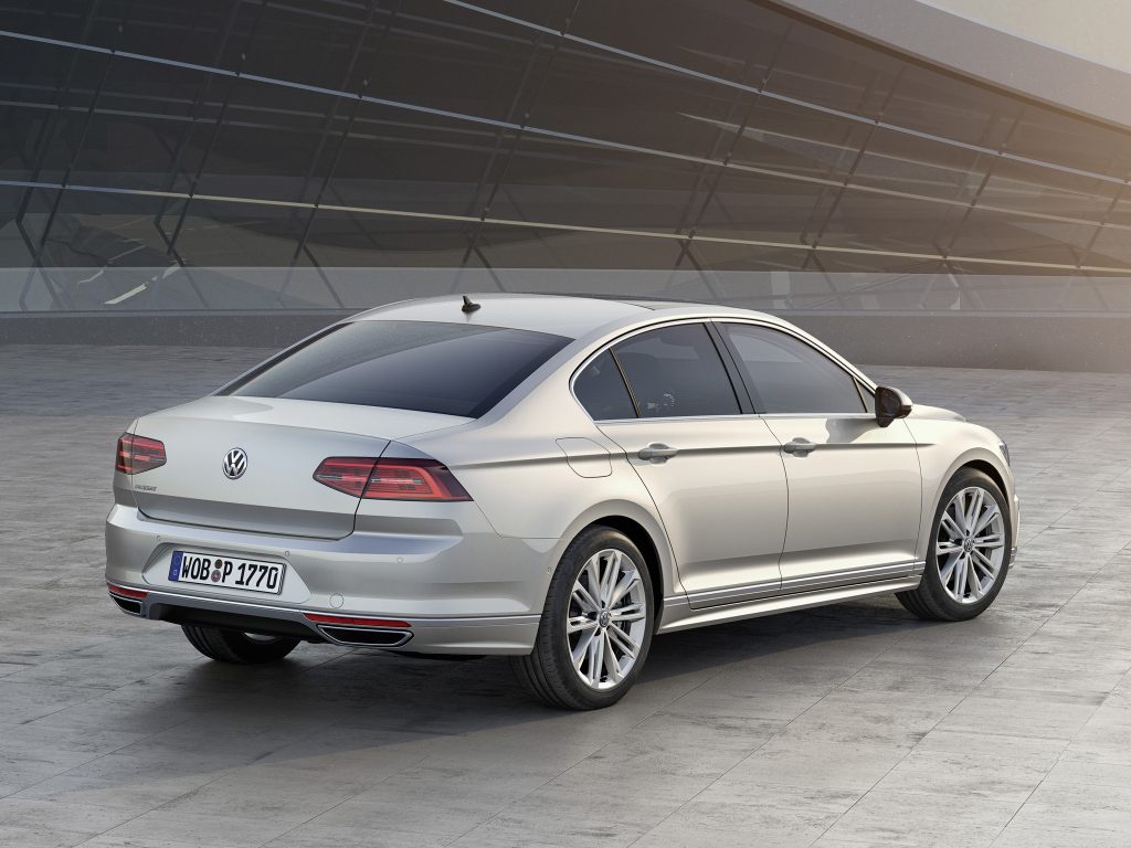 volkswagen_passat_r-line_1