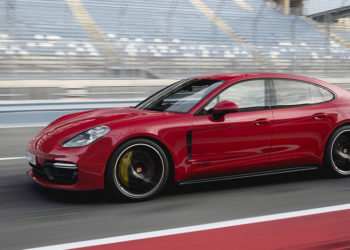 Porsche-Panamera-GTS