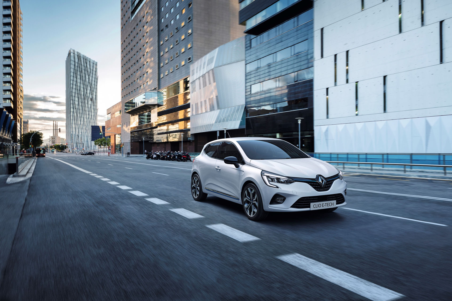 2020 – Nouvelle Renault CLIO E-TECH